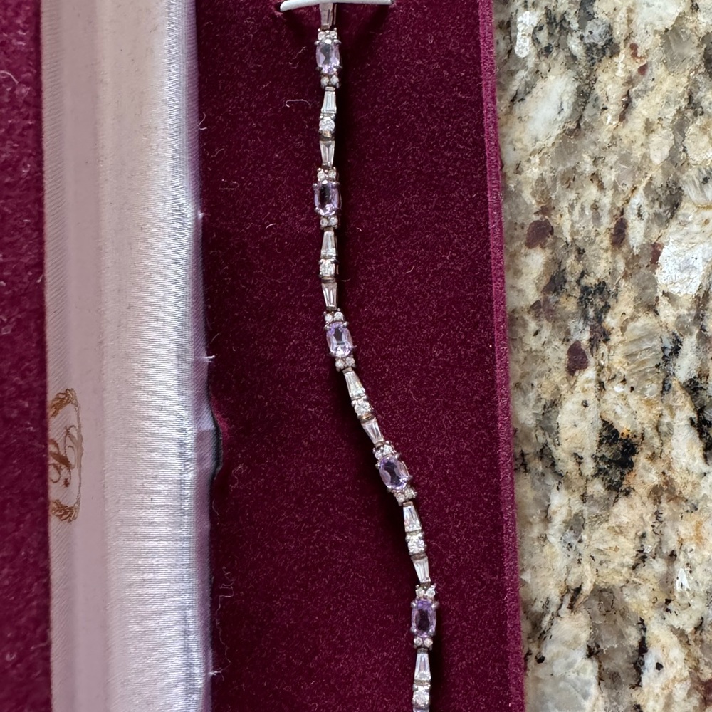 NWTPremier Designs 7 1/2” Precious Purple and Diamond Accent Tennis Bracelet - Picture 4 of 5